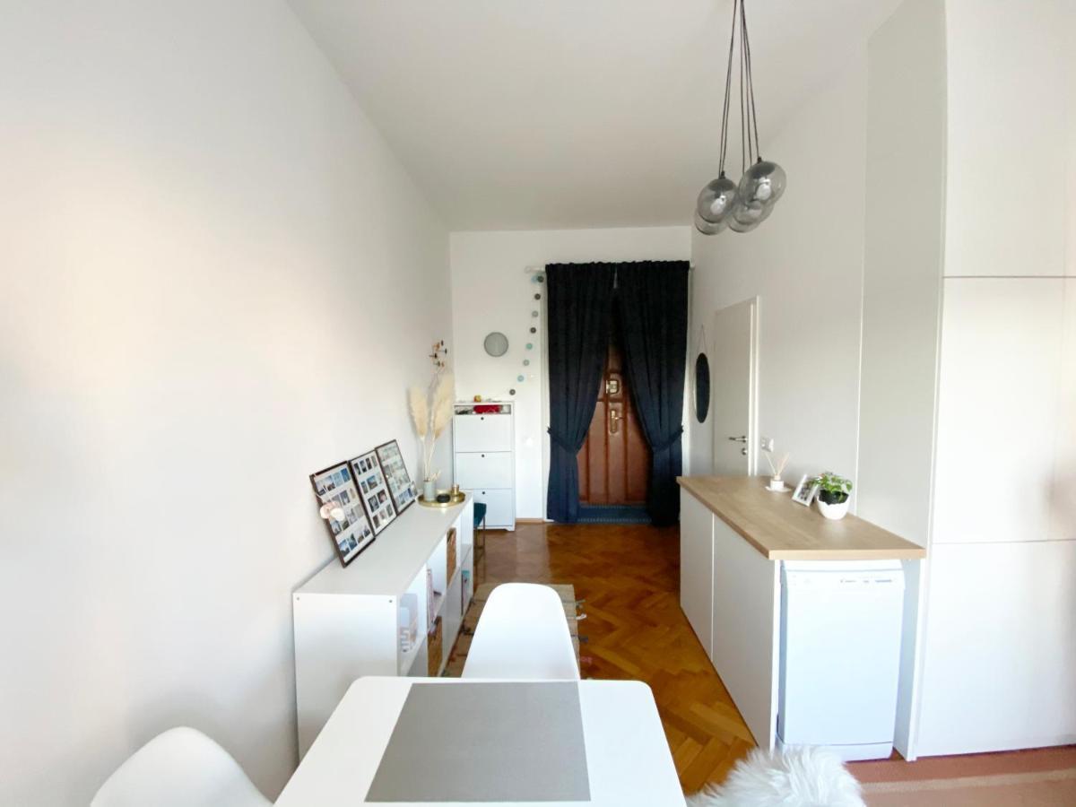 Bright Apartment 45M2 - Free Parking - Wifi Риека Экстерьер фото
